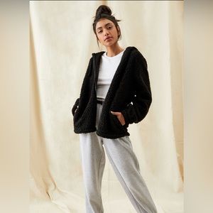 Pac Sun Sherpa zip up: XS